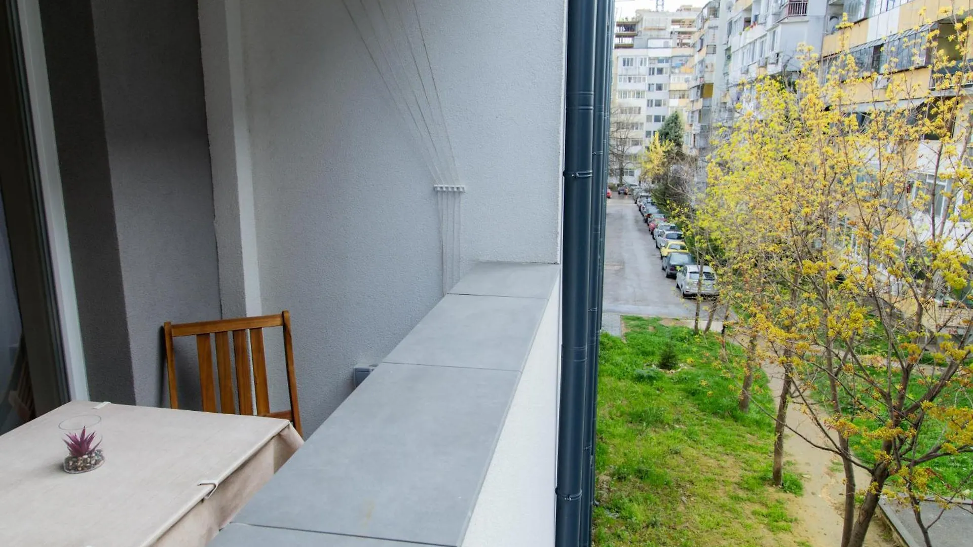 Apartmán 1Bd Retreat With Balcony In Vibrant Varna District By Flat Mаnager